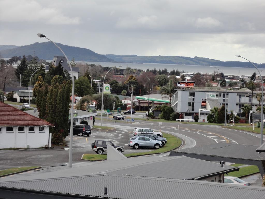 Silver Oaks Hotel - Geyserland Rotorua Exterior photo